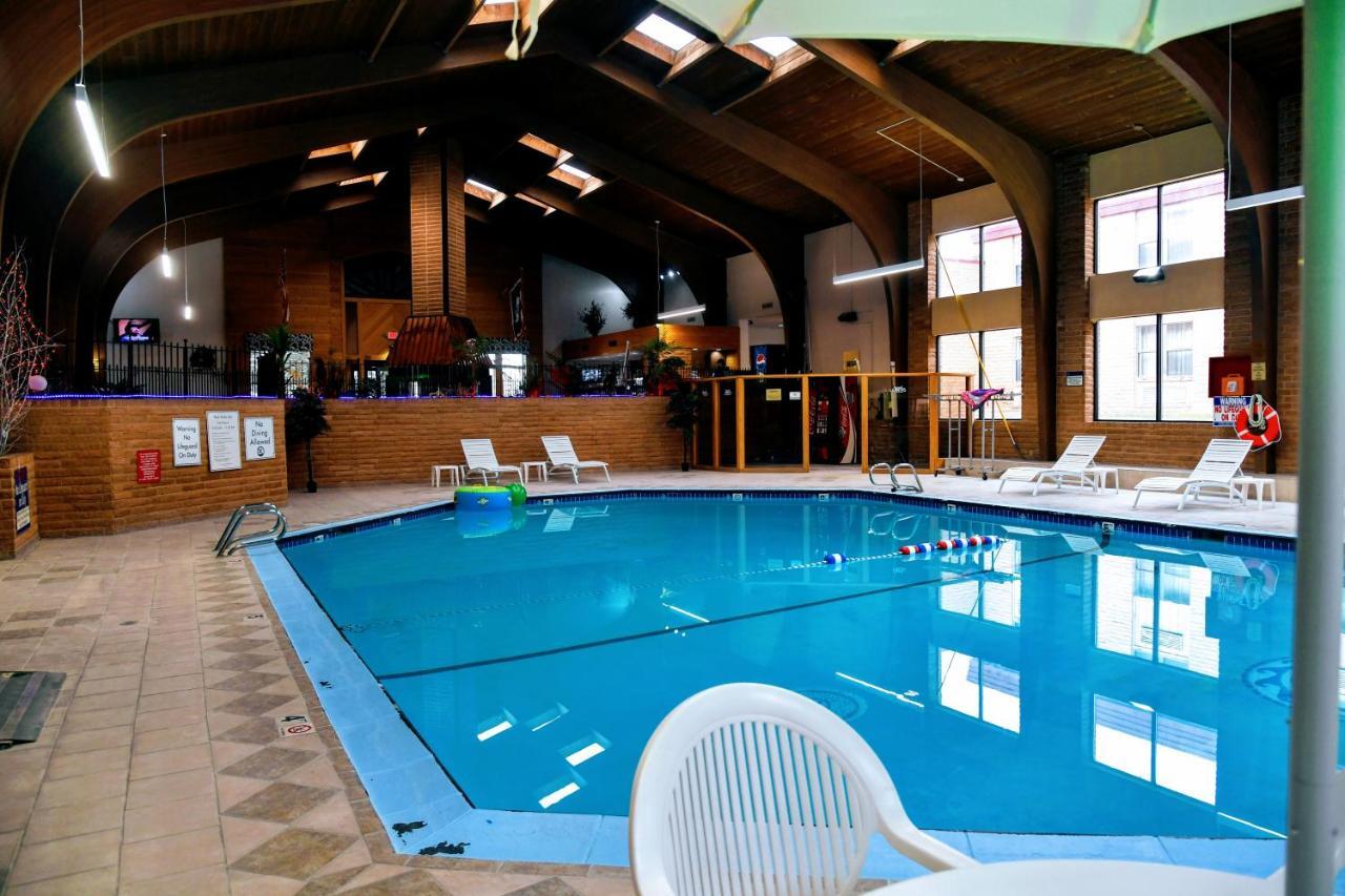 Hotel And Conference Center 2*